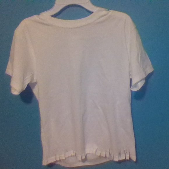 GILDAN sofstyle Other - White t shirt with cut snips at the bottom